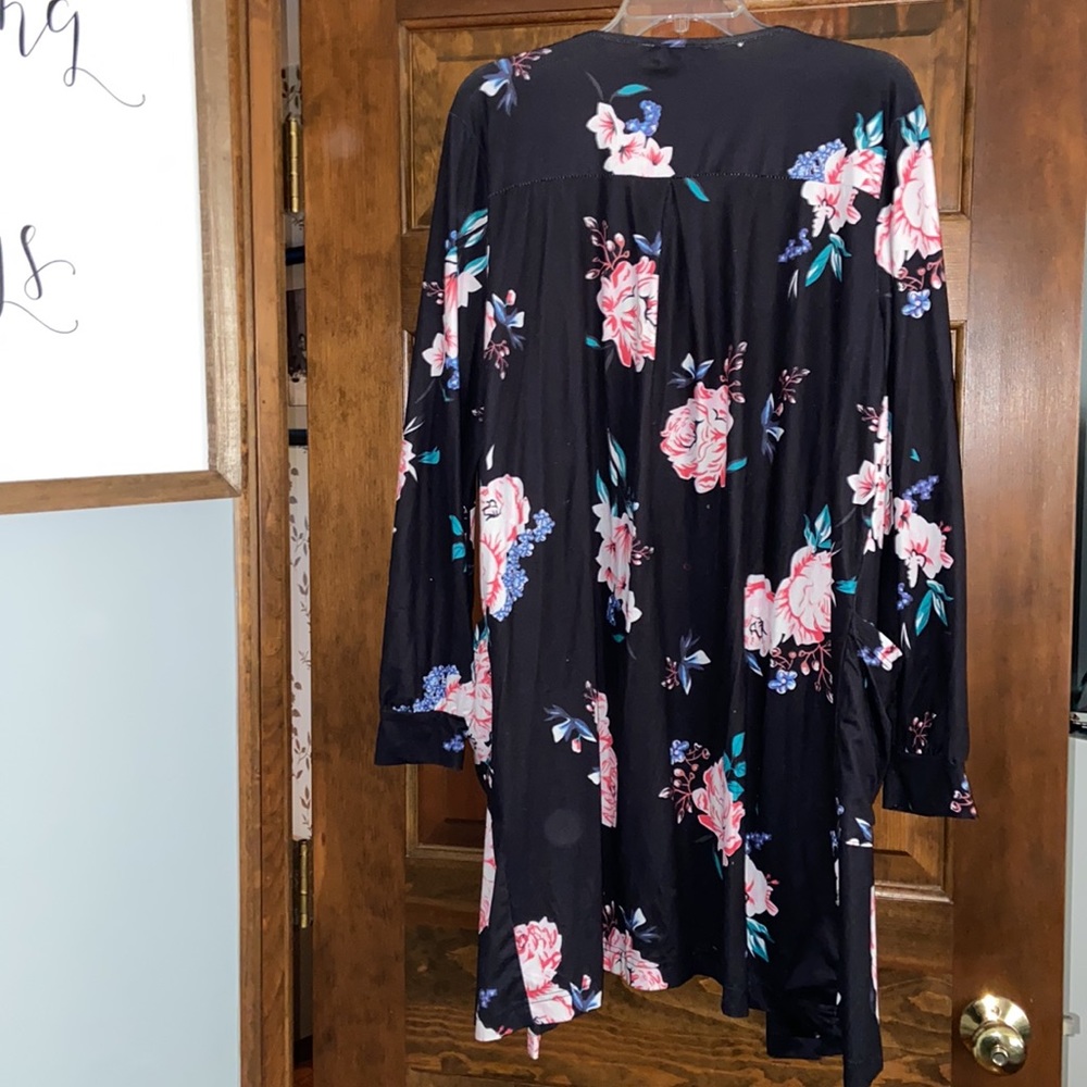 Women’s long sleeve floral cardigan/cover up size XL - Picture 2 of 6